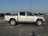 Used 2013 Toyota Tacoma 4x4 Double Cab image 2