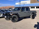 Used 2022 Jeep Gladiator Sport image 2