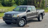 Used 2010 Toyota Tacoma w/ SR5 Package image 4