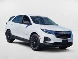 Used 2023 Chevrolet Equinox LS image 3
