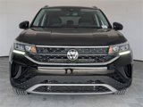 Used 2023 Volkswagen Taos SE image 3
