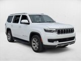 Used 2022 Jeep Wagoneer Series II image 3