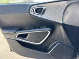 Used 2022 Kia Soul LX image 5