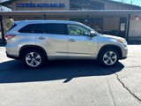 Used 2015 Toyota Highlander Limited image 2