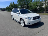 Used 2010 Toyota Highlander SE image 2