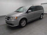 Used 2019 Dodge Grand Caravan SXT image 2