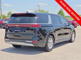Used 2024 Kia Carnival LX image 5