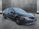 Used 2021 Toyota Camry SE image 3