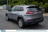 Used 2017 Jeep Cherokee Latitude image 4