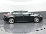 Used 2022 Toyota Corolla LE image 2