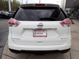Used 2015 Nissan Rogue SV image 4