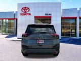 Used 2022 Nissan Rogue SV image 4