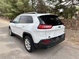 Used 2016 Jeep Cherokee Latitude image 5