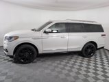 Used 2023 Lincoln Navigator Reserve image 2