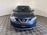 Used 2015 Nissan Rogue SV image 2