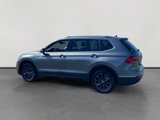 Certified 2022 Volkswagen Tiguan SE image 3
