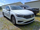 Used 2020 Volkswagen Jetta SE w/ SE Cold Weather Package image 3