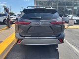 Used 2021 Toyota Highlander Platinum image 5