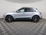 Certified 2024 Porsche Macan image 2