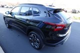 New 2025 Chevrolet Trax RS w/ Sunroof Package image 5