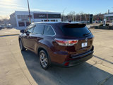 Used 2015 Toyota Highlander XLE image 5