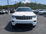 Used 2018 Jeep Grand Cherokee Altitude image 2