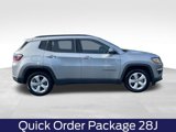 Used 2019 Jeep Compass Latitude w/ Popular Equipment Group image 3