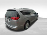 Used 2020 Chrysler Pacifica Touring-L image 6