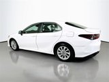 Used 2022 Toyota Camry LE image 5