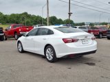 Used 2022 Chevrolet Malibu LT image 2