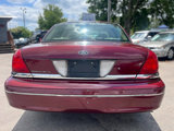 Used 2004 Ford Crown Victoria LX image 3