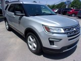 Used 2019 Ford Explorer XLT image 3