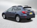 Used 2017 Subaru Outback 2.5i Premium image 5