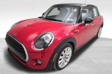 Used 2019 MINI Cooper 4-Door Hardtop image 5