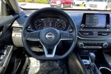 Used 2023 Nissan Altima 2.5 SV image 5