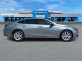 Used 2025 Chevrolet Malibu LT image 3