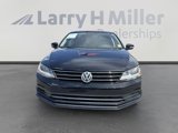 Used 2017 Volkswagen Jetta SE image 3