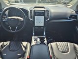 Used 2023 Ford Edge Titanium image 3