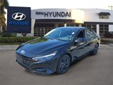 Certified 2023 Hyundai Elantra SEL w/ Preferred Accessory Package image 3
