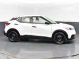 Used 2020 Nissan Kicks S image 4