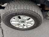 Used 2023 Nissan Frontier SV image 5