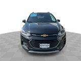 Certified 2021 Chevrolet Trax LT w/ LT Convenience Package image 3