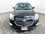 Used 2017 Chevrolet Equinox LT image 2