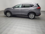 Used 2017 Nissan Rogue SV image 3