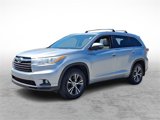 Used 2016 Toyota Highlander XLE image 3