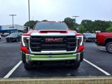 Used 2024 GMC Sierra 2500 Pro image 2