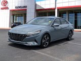 Used 2021 Hyundai Elantra SEL w/ Convenience + Premium Package image 4