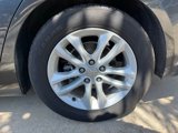 Used 2017 Chevrolet Malibu LT image 4