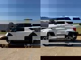 Used 2020 Ford Explorer XLT w/ Equipment Group 202A image 4