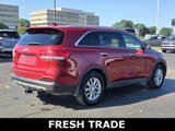 Used 2017 Kia Sorento LX w/ LX Convenience Package image 5